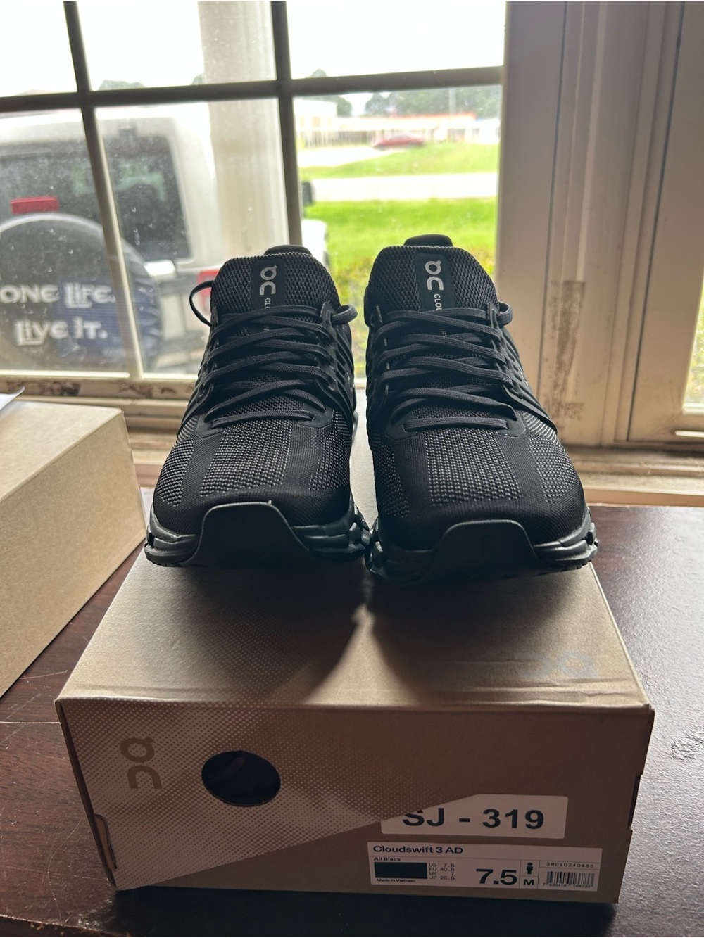On Running Black Men's Athletic Cloudswift Style Sneakers